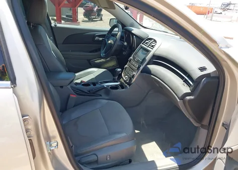 2015 Chevrolet Malibu 1Lt z USA, uszkodzony, nr VIN 1G11C5SL5FF344762